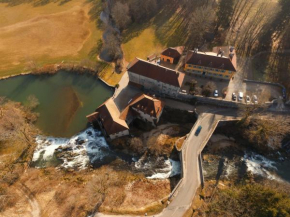  Domaine De Syam  Сям